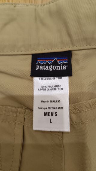 Pantalón trekking Patagonia beige