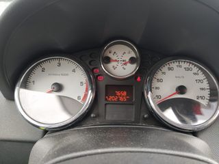 Peugeot 207 2012