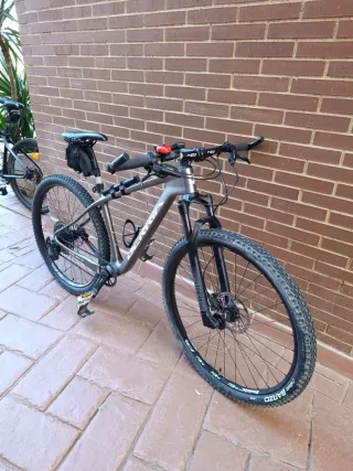 Bicicleta Berria Bravo (mountain bike)