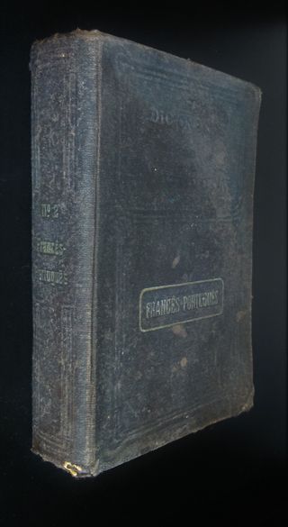 Dicionário do Povo Francez- Portuguez de 1921