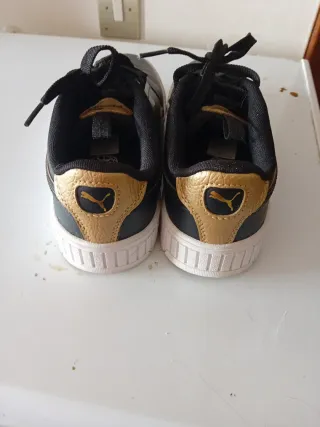 Scarpe Puma bambina nere
