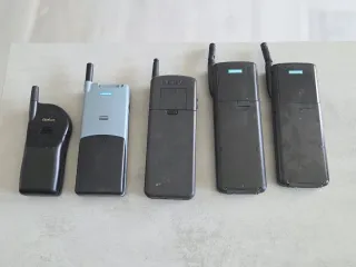 Lote 5 Telefoni Vintage Collezione (Nokia, Siemens)