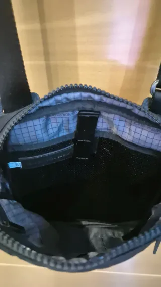 Bolso bandolera Mandarina Duck negro