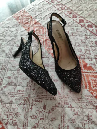 Zapatos de tacón CORINA negros con brillos