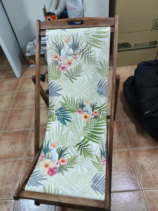 Hamaca de jardín con estampado tropical