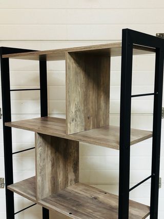 Mesa estudio industrial con 2 estanterías