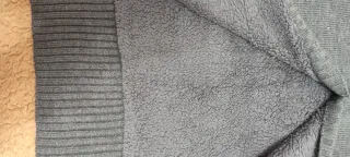 Chaqueta de punto con capucha y pelo