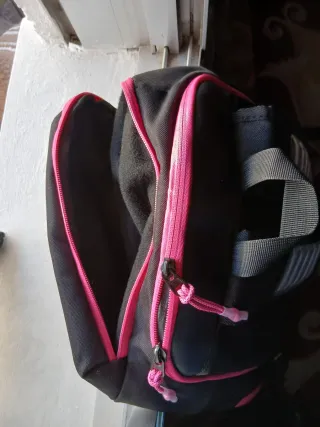 Mochila Nike Elite Pro Negra y Rosa