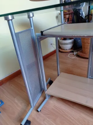 Mesa escritorio madera y cristal abatible