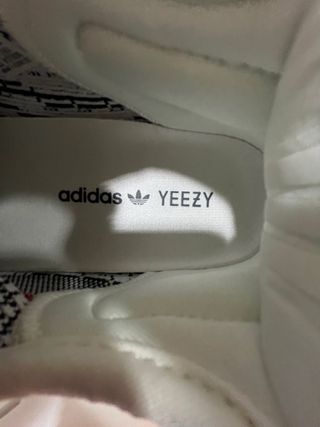 Adidas Yeezy Boost 350 V2 Zebra
