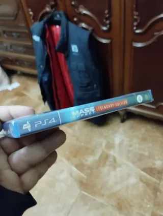 Mass Effect Legendary Edition PS4 Nueva