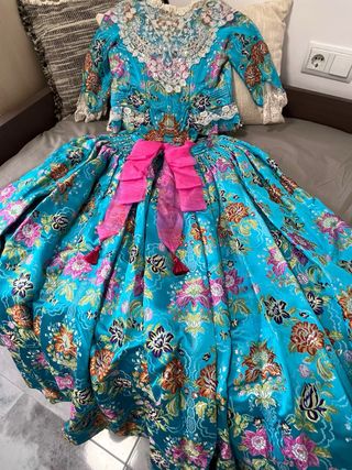 Traje Fallera Azul Turquesa