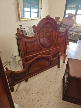 Cabecero de cama antiguo madera
