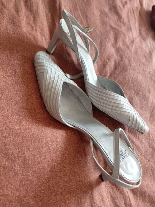 Zapatos Charles Jourdan azul plateado y blanco