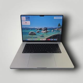 MACBOOK PRO M3 PRO 16'' 18GB RAM / 512 GB + CARICABATTERIA + SCATOLA