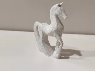 Estátua Cavalo Abstrato Minimalista