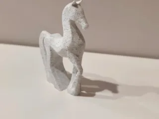 Estátua Cavalo Abstrato Minimalista