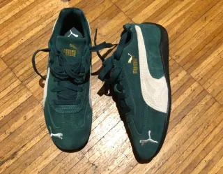 Zapatillas Puma Verdes y Blancas
