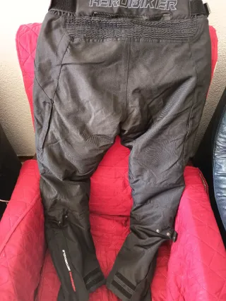 Pantalón Moto