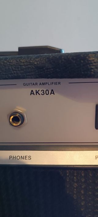 Amplificador Guitarra Eléctrica AK30A