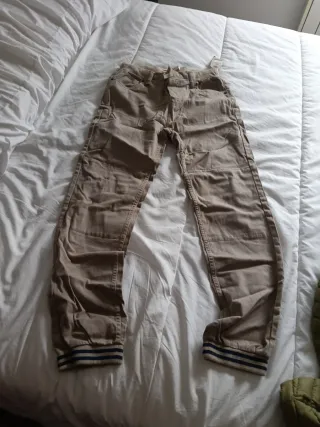 Pantalón Levis Jagger Beige Talla 32