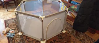 Parque de juegos infantil.