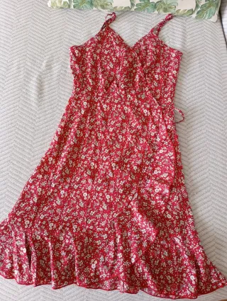 Vestido Shein floral cruzado
