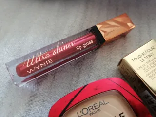 Lote Maquillaje L'Oréal y YSL