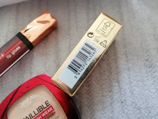 Lote Maquillaje L'Oréal y YSL