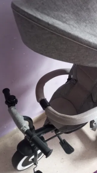 Triciclo Kinder Kraft gris