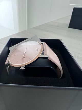 Reloj Tommy Hilfiger Rosa NUEVO con Caja Etiqueta