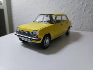 Coche 1:24 Renault 7 Altaya