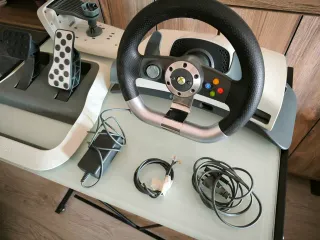 Volante e Pedali Xbox 360 Microsoft