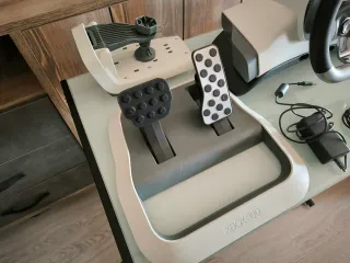 Volante e Pedali Xbox 360 Microsoft