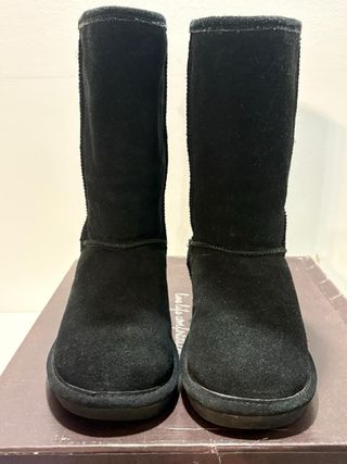 Stivali bassi Bearpaw neri tipo Hugg