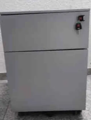 OfertÓn Despacho-Estudio cajonera metálica ruedas