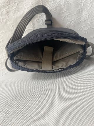 Bandolera Lefrik gris azulado