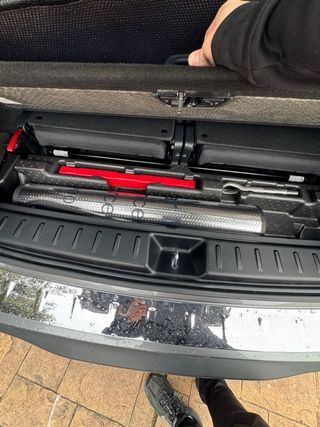 Mercedes-Benz EQB 300 4matic