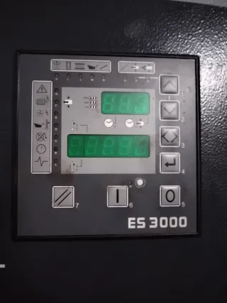 Compresor PUSKA RTA 20 estropeado