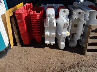 Vallas de obra amarillas peatonales