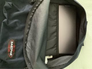 Mochila Eastpak Marino compartimento ordenador