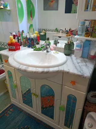 Muebles de baño ,espejo, lavabo Roca, regalo cotin