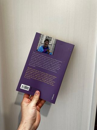 Libro Empar Moliner De què fuges qui et persegueix