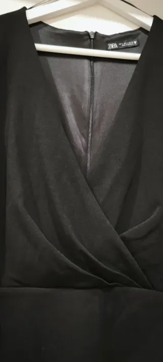Vestido Zara negro mini