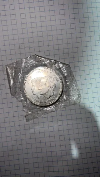 Monedas 12 Euro y 2000 Pesetas Plata 925