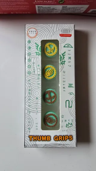 Custodia Zelda per Nintendo Switch Lite e protezioni per joystick