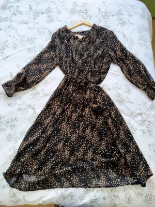 Vestido floral negro talla S sin estrenar