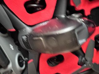 Dron DJI FPV con Gafas, Mandos y dos baterías.