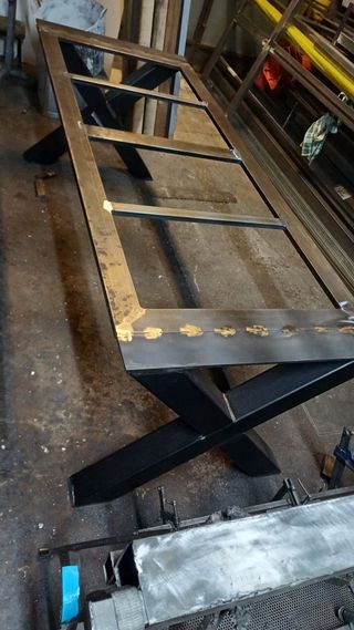 MESAS Y MUEBLES DE HIERRO ARTESANALES A MEDIDA