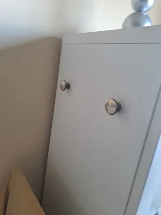 Mueble vitrina blanco 3 cajones